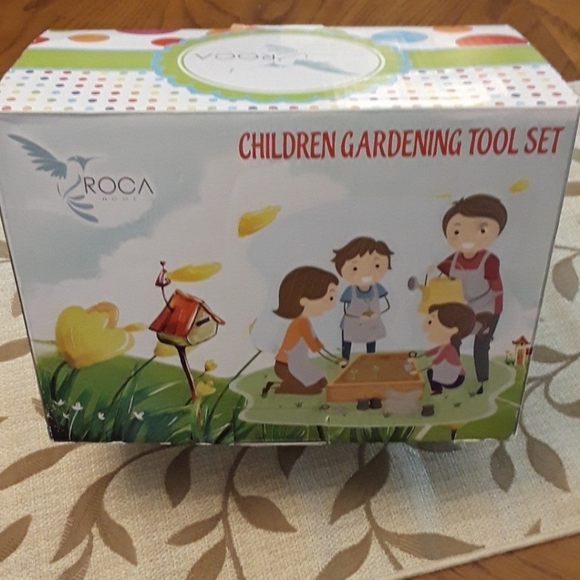 KIDS GARDEN SET - Picture 1 of 6